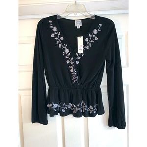 Black and white floral top